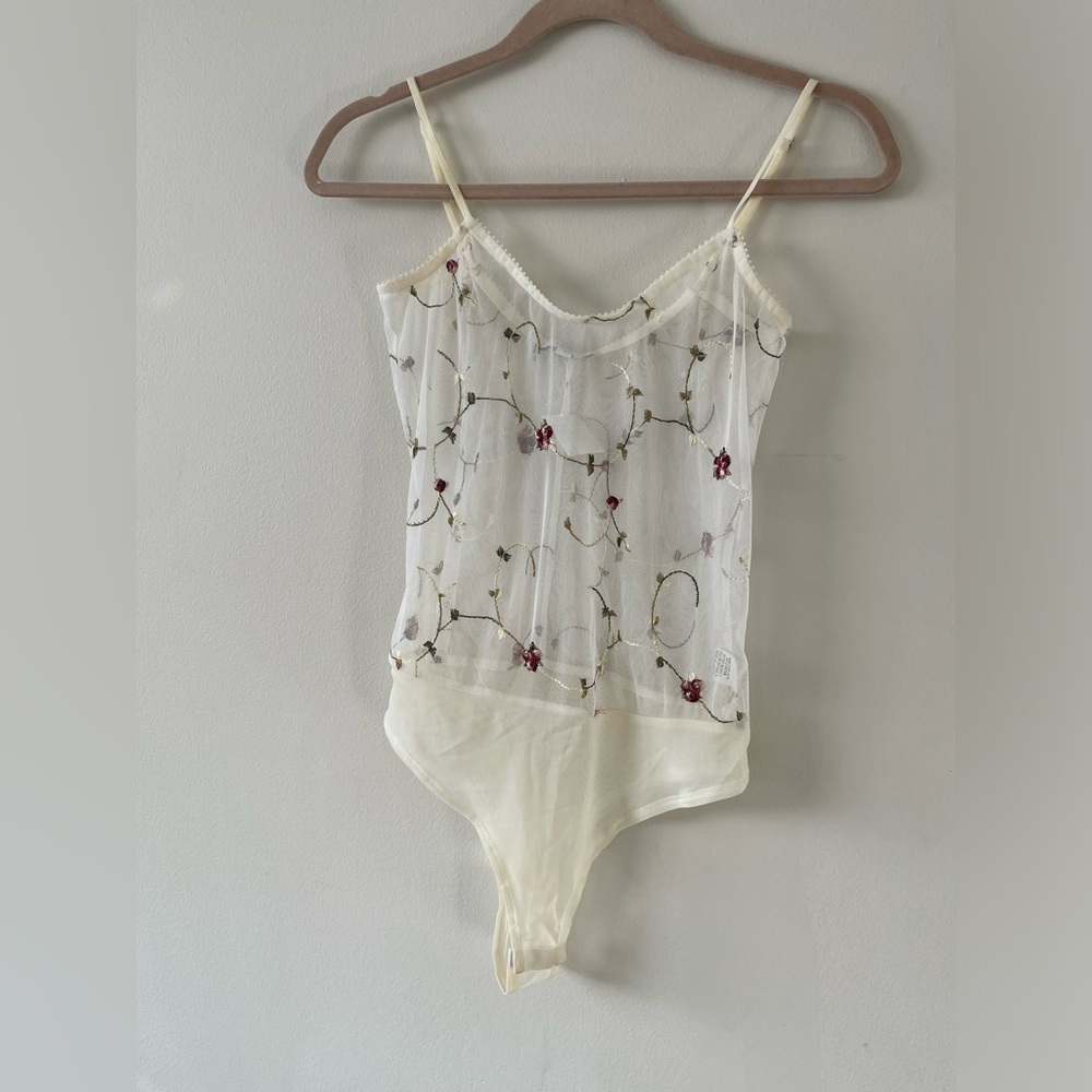 🦋Sheer Embroidered Bodysuit
